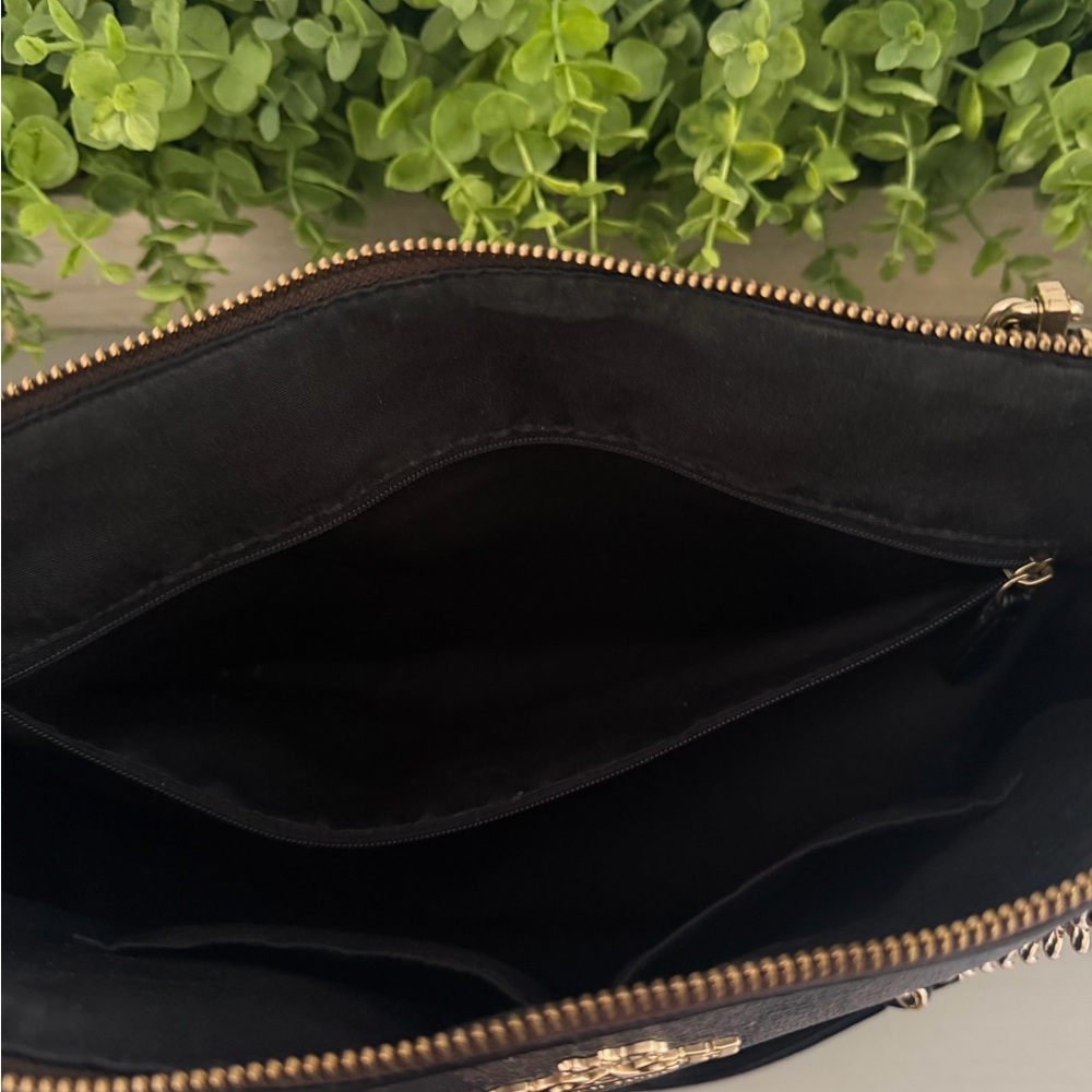 Coach Tote Bag - Picture 8 of 15
